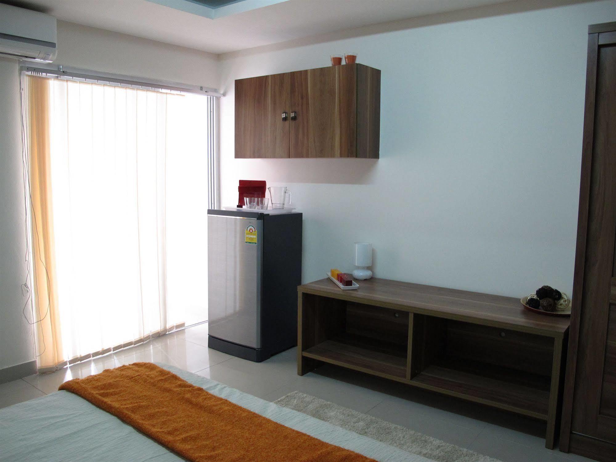 Utd Apartments Sukhumvit Ban Khlong Nang Li Exterior photo